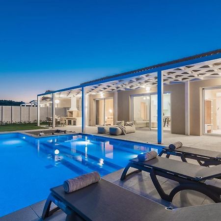 Spartakos Luxury Villa 2 Koukounaria Exterior photo