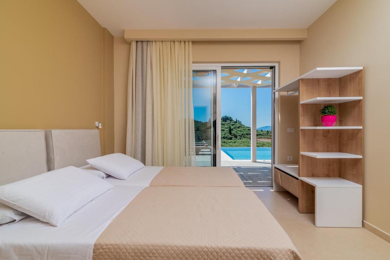 Spartakos Luxury Villa 2 Koukounaria Exterior photo