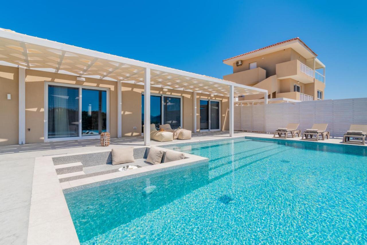 Spartakos Luxury Villa 2 Koukounaria Exterior photo
